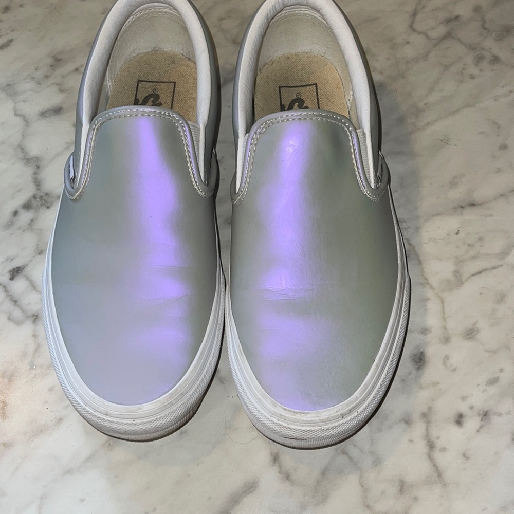 Vans - Picture 1 of 3